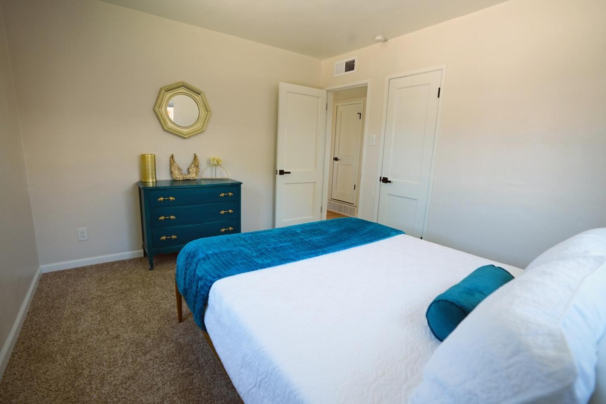 Centrally Located! Remodeled! Huge Backyard! The White House Albuquerque Exteriör bild