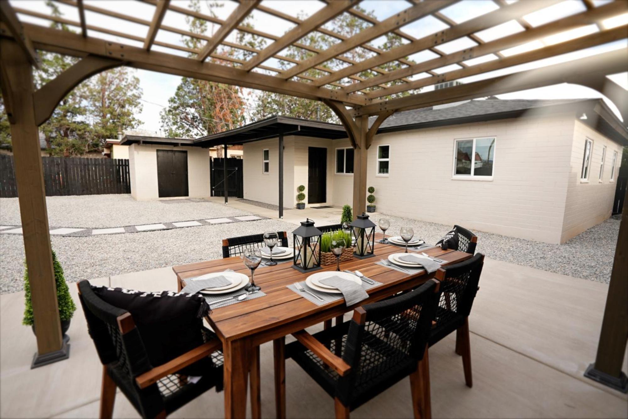 Centrally Located! Remodeled! Huge Backyard! The White House Albuquerque Exteriör bild